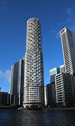 2 Bedroom Flat For Sale In Canary Wharf, E14