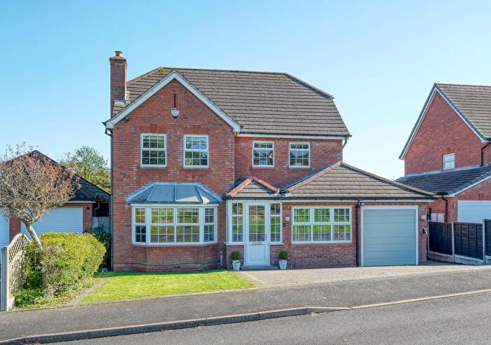 4 Bedroom Detached House For Sale In St. Francis Avenue, Solihull, B91