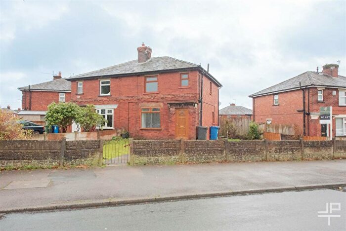 3 Bedroom Semi-Detached House To Rent In Dorset Road, Atherton, Manchester., M46