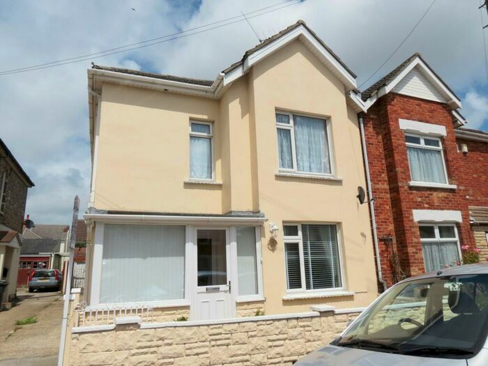 4 Bedroom House To Rent In Bedroom Semi Detached House In Charminster, BH8