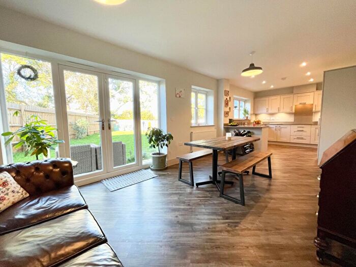 4 Bedroom Detached House To Rent In Wanborough Way, Ash Green, GU12