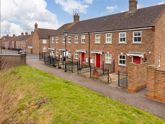 2 Bedroom House For Sale In Great Meadow Way, Aylesbury, HP19