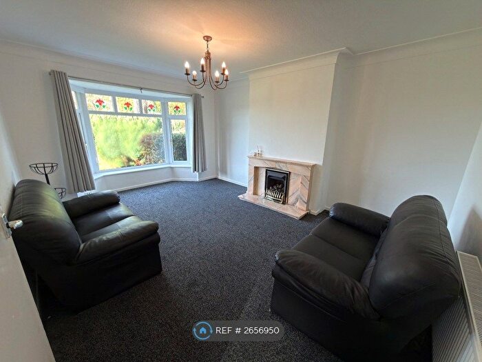 2 Bedroom Bungalow To Rent In Lincoln Green, Newcastle Tyne, NE3