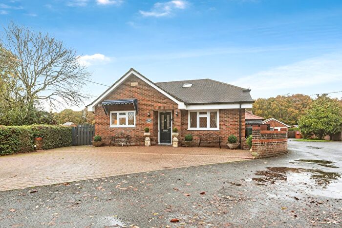 4 Bedroom Detached Bungalow For Sale In New Road, Pamber Green, RG26