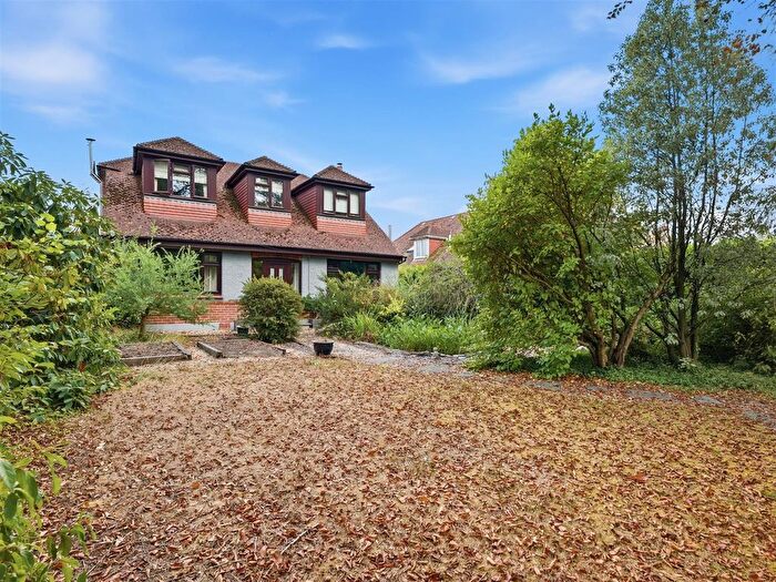 4 Bedroom Detached House For Sale In Manor Road, Verwood, BH31