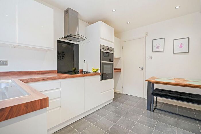 2 Bedroom Town House For Sale In Standon Crescent, Wincobank, Sheffield, S9