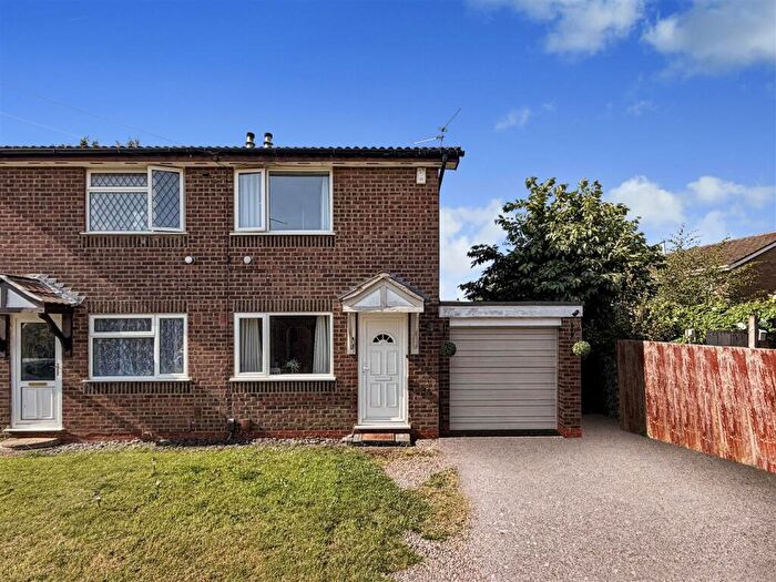 2 Bedroom Semi-Detached House To Rent In , Dickens Drive, Kettering, NN16