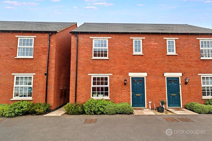 3 Bedroom Semi Detached House For Sale In Russett Avenue, Manor Fields, Nuneaton, CV11