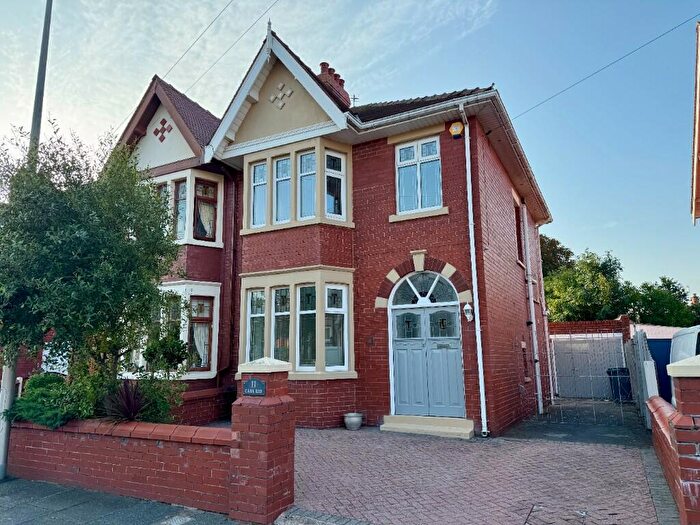 3 Bedroom Semi-Detached House For Sale In Riversway, Blackpool, Lancashire, FY3