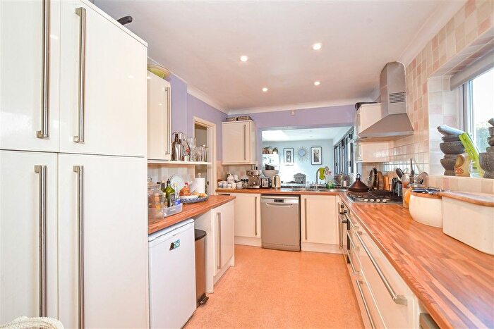 3 Bedroom Semi-detached House For Sale In Trosnant Road, Havant, Hampshire, PO9