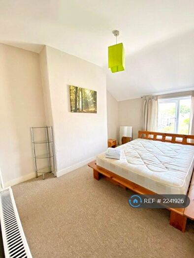 1 Bedroom Flat To Rent In Beaufort Road, Bristol, BS5