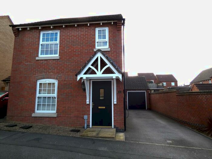 3 Bedroom Detached House To Rent In The Hay Fields, Rainworth, NG21