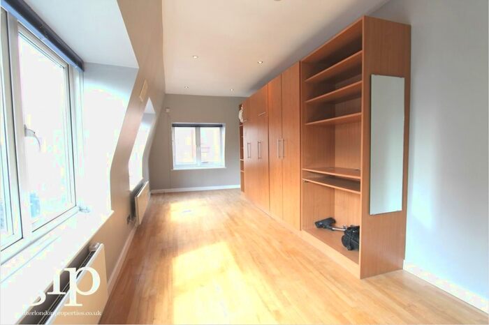 Studio To Rent In Wardour Street, London, W1D