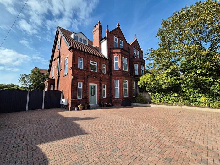 6 Bedroom Semi-Detached House For Sale In Lake Road, Lytham St. Annes, FY8