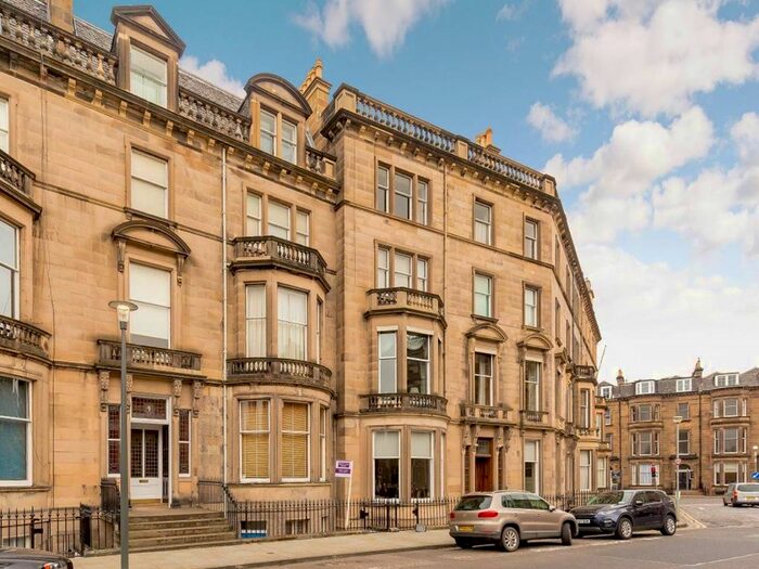 2 Bedroom Flat To Rent In Eglinton Crescent, West End, City Centre, EH12