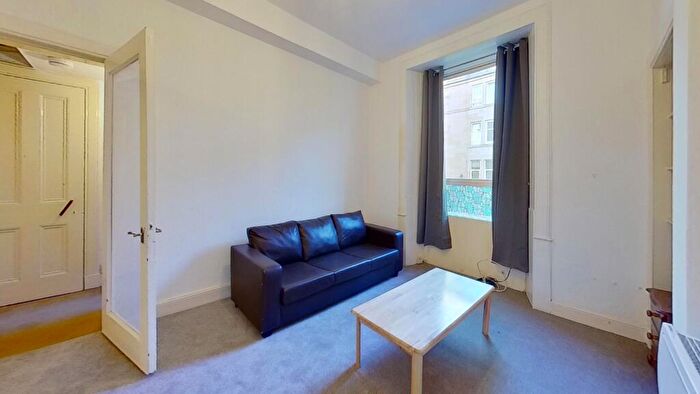 1 Bedroom Flat To Rent In Wardlaw Street, Edinburgh, EH11