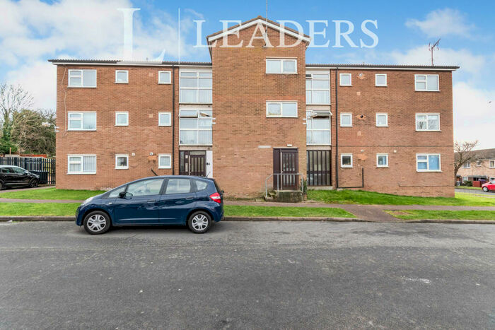 2 Bedroom Apartment To Rent In Maylin Close, Hitchin, SG4