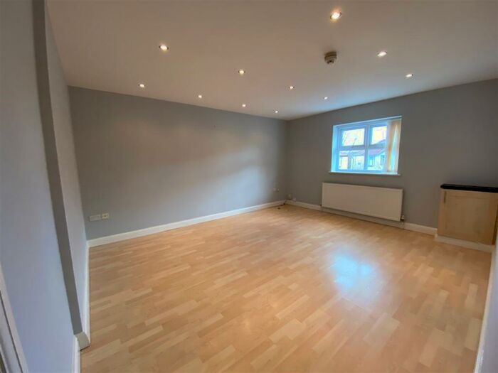 2 Bedroom Flat To Rent In Ancaster Road, Liverpool, L17