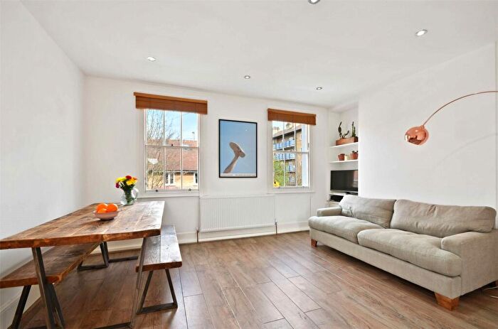 2 Bedroom Flat To Rent In Cephas Street, Stepney, London, E1