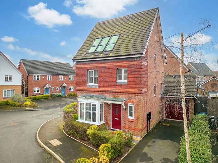 4 Bedroom Detached House For Sale In Pilkington Way, Cradley Heath, B64