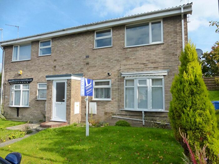 1 Bedroom Apartment To Rent In Almond Rise, Forest Town, NG19