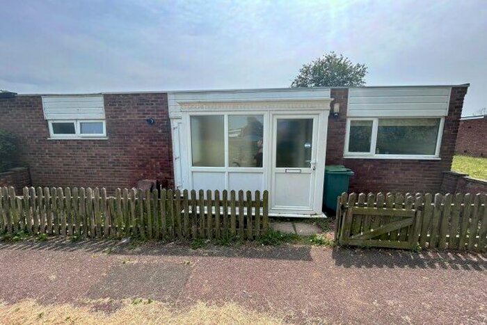 2 Bedroom Bungalow To Rent In ., Milton Keynes, MK2