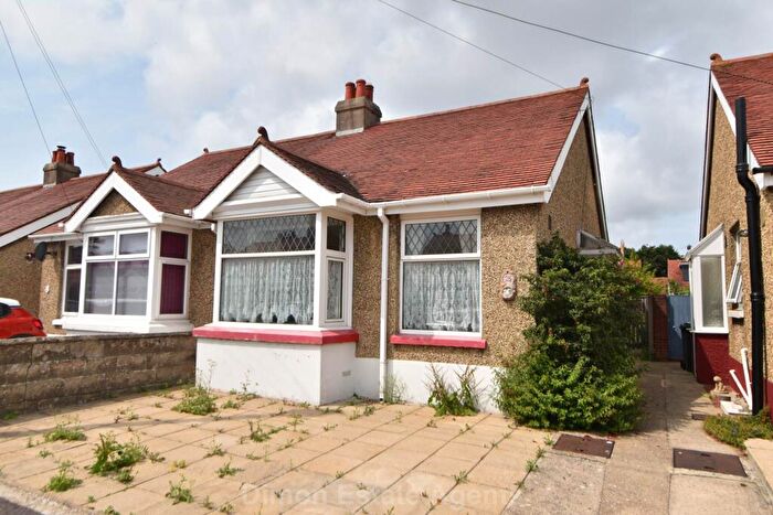 2 Bedroom Semi-Detached Bungalow For Sale In Malvern Road, Gosport, PO12