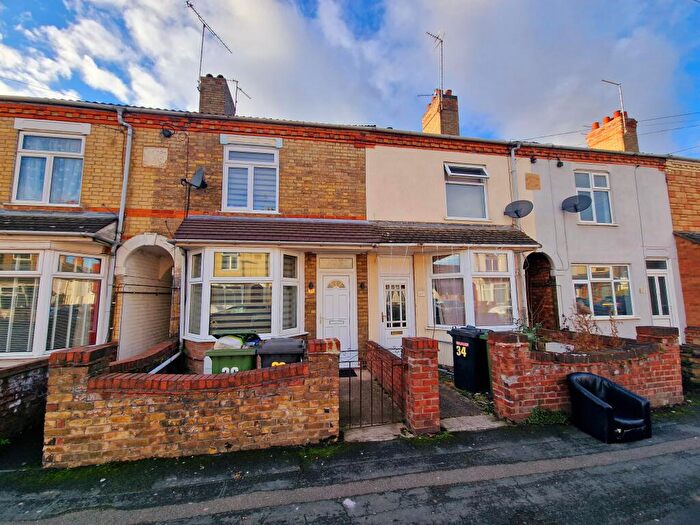 3 Bedroom House To Rent In Duke Street, Woodston, PE2