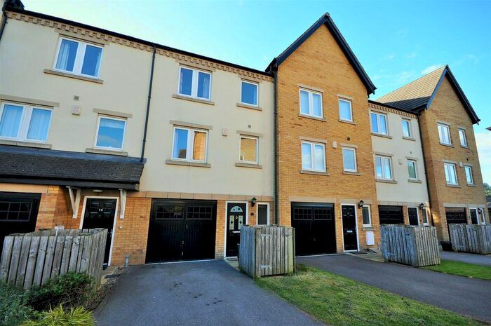 4 Bedroom Property To Rent In William Court, Blue Bridge Lane, York, YO10