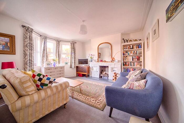 2 Bedroom Flat For Sale In Outram Road, Croydon, CR0