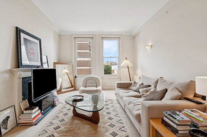 2 Bedroom Flat For Sale In Marloes Road, South Kensington, W8