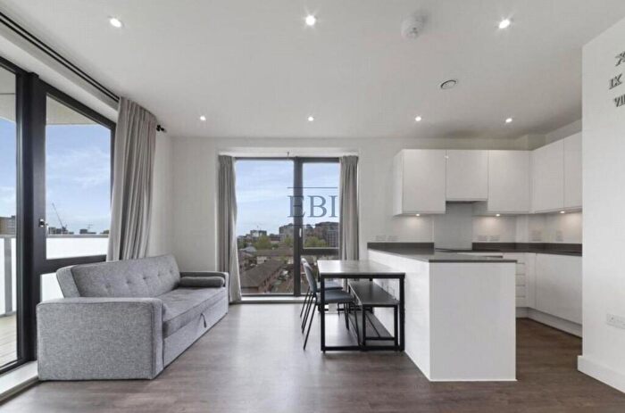1 Bedroom Apartment For Sale In Barrell Makers House, Blair Street, London, E14