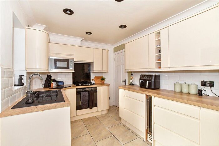 2 Bedroom Semi-detached House For Sale In Burdens, Headcorn, Ashford, Kent, TN27