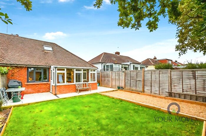 2 Bedroom Bungalow For Sale In Eastern Avenue, Polegate, East Sussex, BN26