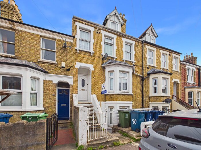 2 Bedroom Flat To Rent In Flat, St. Marys Road, Oxford, OX4