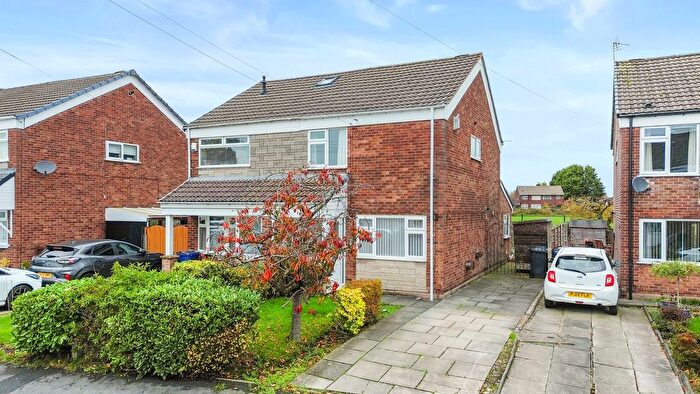 3 Bedroom Semi Detached House For Sale In Walford Road, Ashton-In-Makerfield, WN4