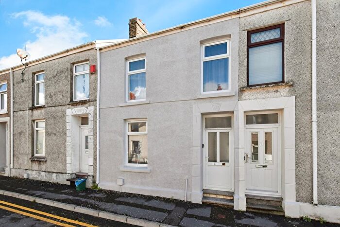 3 Bedroom Terraced House For Sale In Pottery Place, Llanelli, Carmarthenshire, SA15