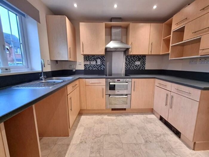 3 Bedroom Semi Detached House To Rent In Ridgeway Close, Market Lavington, SN10