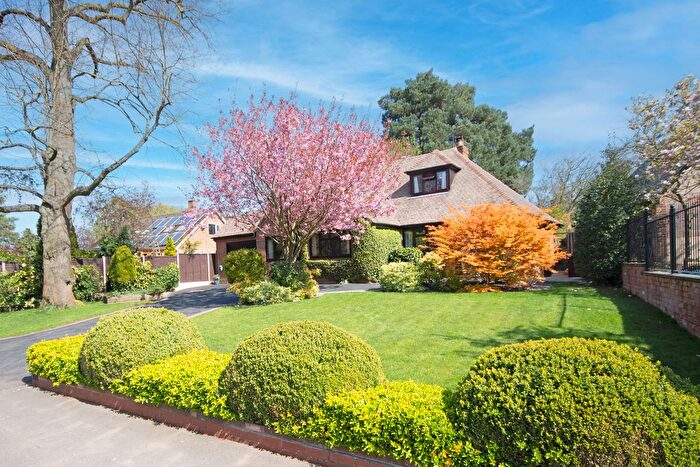 4 Bedroom Bungalow For Sale In Court Drive Shenstone, Lichfield, WS14