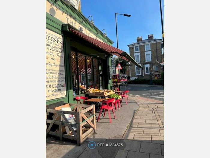 3 Bedroom Maisonette To Rent In Groombridge Road, London, E9