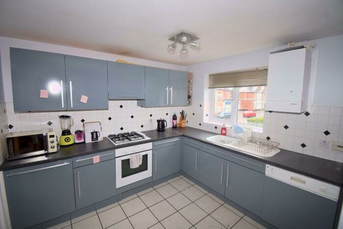 4 Bedroom House To Rent In Slack Lane, DE22