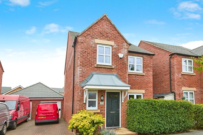 3 Bedroom Detached House For Sale In Quarrybank Lane, Swadlincote, DE11