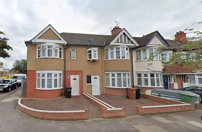 2 Bedroom Property To Rent In Thurlstone Road, Ruislip Manor, Ruislip, HA4