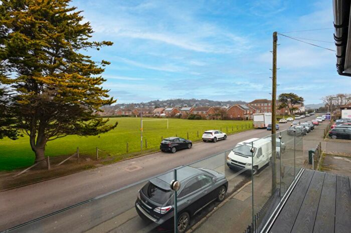 2 Bedroom Apartment For Sale In South Road, Hythe, Kent, CT21
