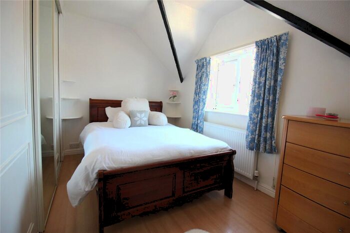 2 Bedroom End Of Terrace House For Sale In Richmond Road, Lee-On-The-Solent, Hampshire, PO13
