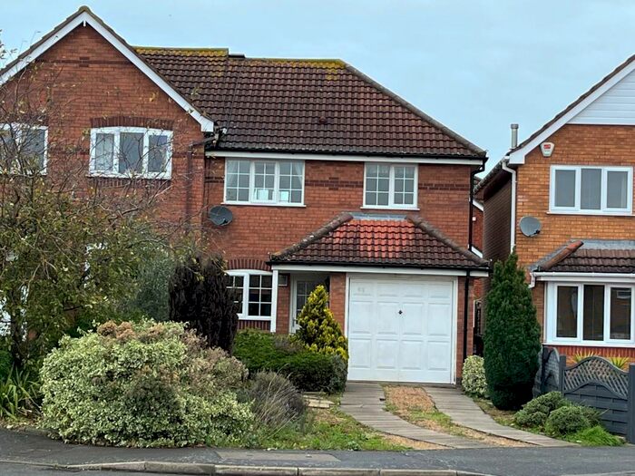 3 Bedroom Semi-Detached House To Rent In Wymondham Way, Melton Mowbray, LE13