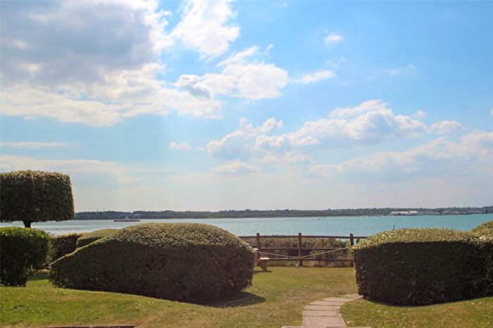 2 Bedroom Apartment For Sale In York Road, Netley Abbey, Southampton, Hampshire, SO31