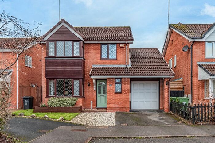 4 Bedroom Detached House For Sale In Drakes Close, Walkwood, Redditch, B97