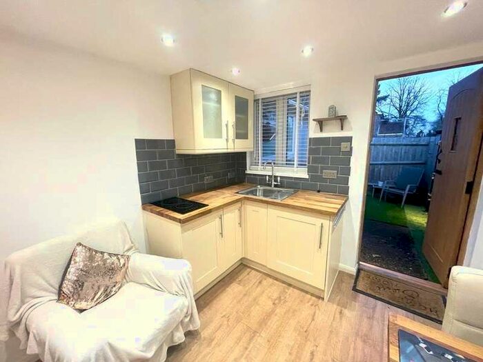 1 Bedroom Apartment To Rent In Brighton Road, Handcross, Haywards Heath, West Sussex, RH17