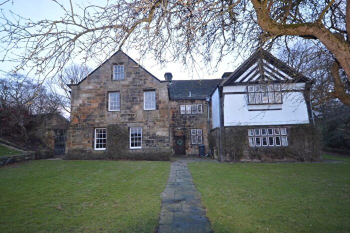 5 Bedroom House To Rent In Hound Hill Lane, Worsbrough, Barnsley, S70